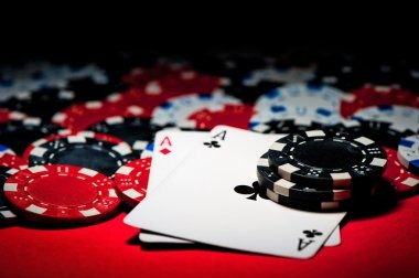 irantoto mobile app interface showing slot games and live casino options
